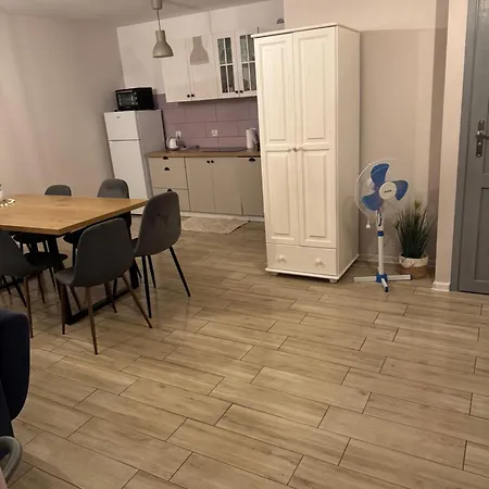 Lawendowe 70m Nyaraló *